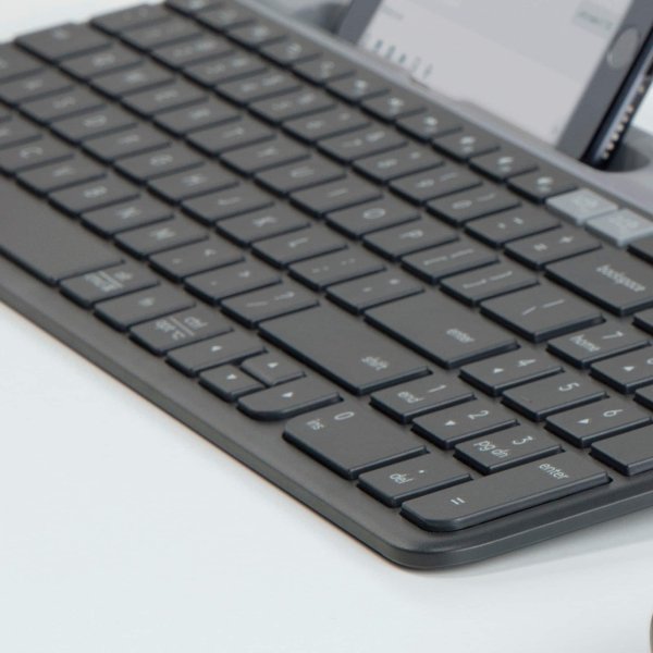 Logitech - K585 Full-size Wireless Scissor Keyboard for Windows, Mac, Chrome, Android with Build-in Cradle for device - Graphite - Image 3